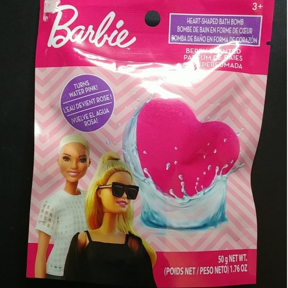 NEW Halle Berry Cat Woman 2004 Barbie + FREE Item - Picture 7 of 7